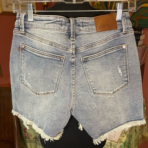 Judy Blue Los Angeles High Waisted Denim Distressed Shorts. Size Small. $100+ - Picture 4 of 7